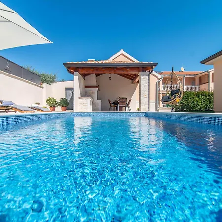 Vila Orchidee Πόρετς